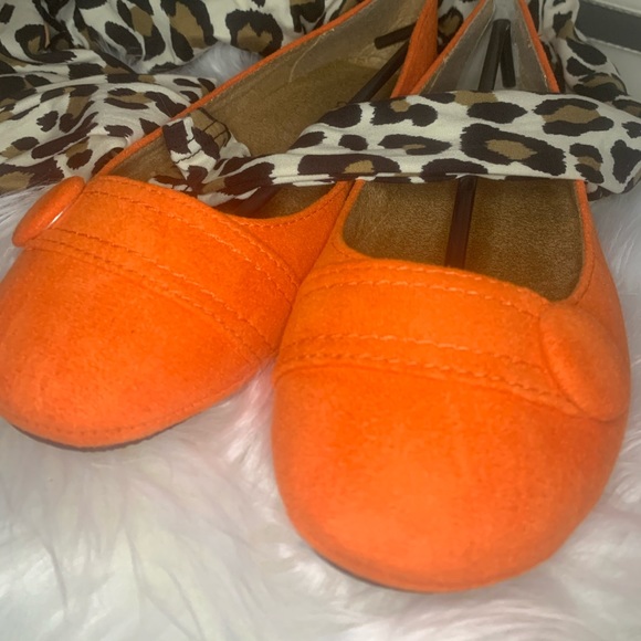 Brand New orange women’s flats size 10 - Picture 5 of 6